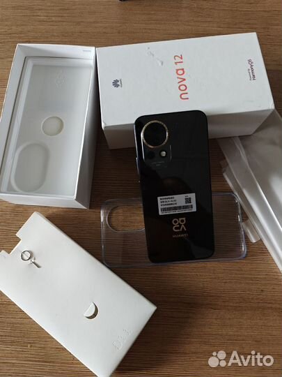 HUAWEI nova 12, 12/512 ГБ