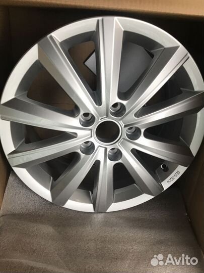 Диски R17 VW Multivan T5 / T6/T6.1 оригинальные
