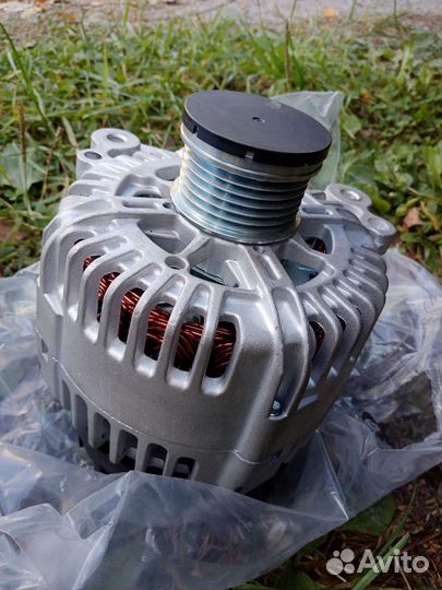 Генератор Volkswagen Audi новый