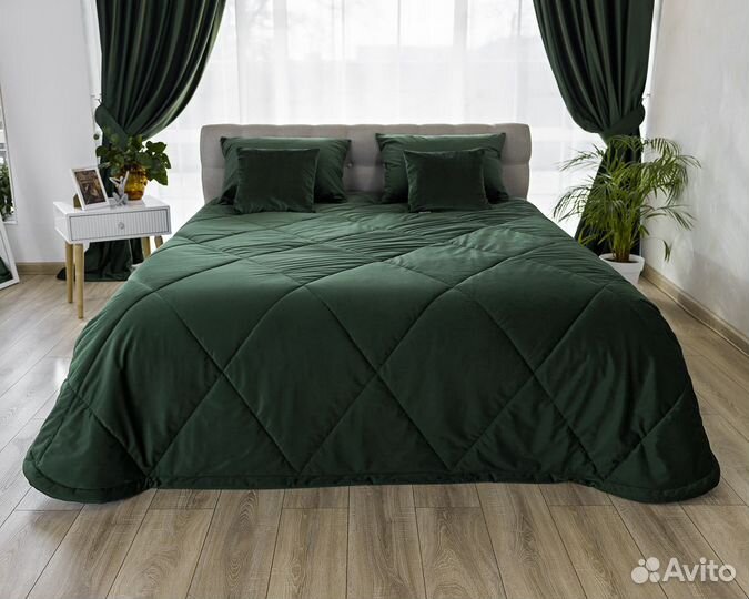 Покрывало Беллиссимо темно-зеленый новое плед