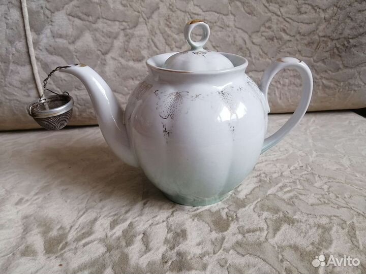 Чайники СССР, сахарницы, суповницы