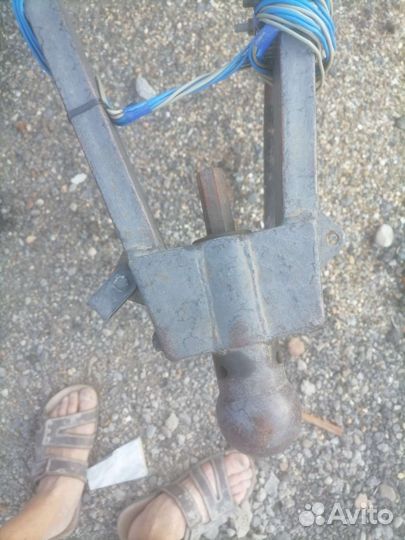 Прицеп на легковой автомобиль