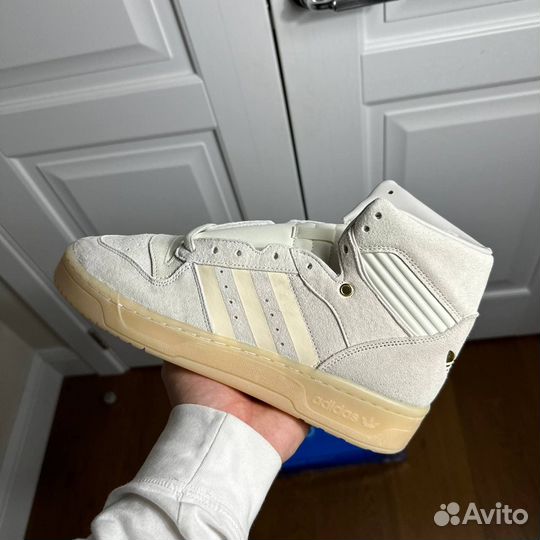 Кроссовки Adidas Rivarly High