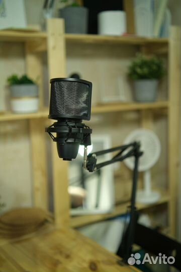 Микрофон AKG perception 120 USB с допами