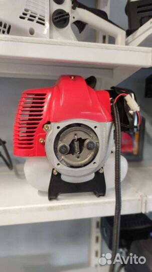 Двигатель на бензотриммер мощный