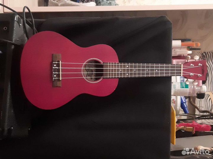 Укулеле тенор