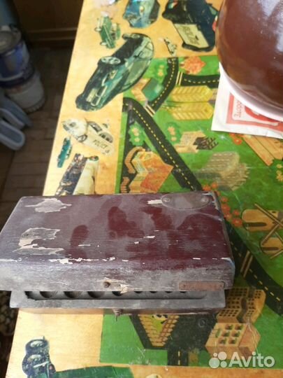 Старинные гири в футляре медицинские