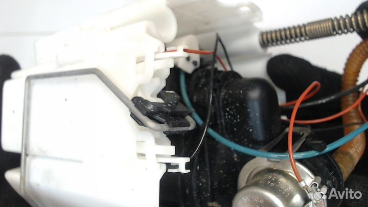 Насос топливный электрический Opel Astra J, 2010