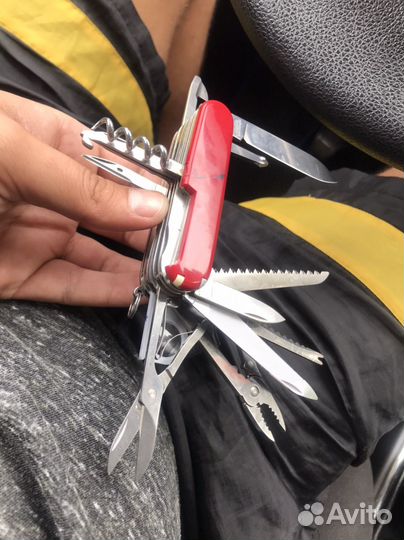 Мультитул victorinox swiss champ