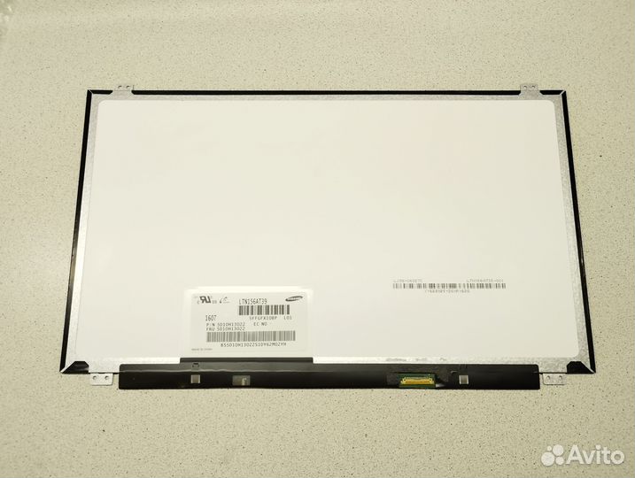 Матрица LTN156AT39 (есть дефект)