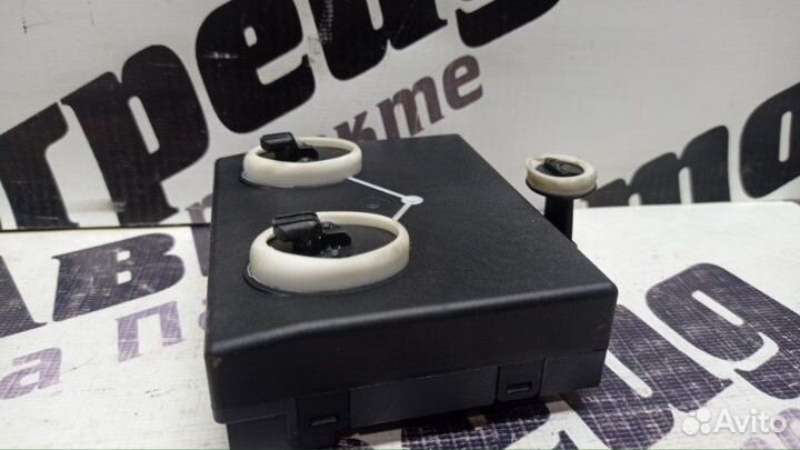 Блок управления дверьми передний левый Audi A4 8K2