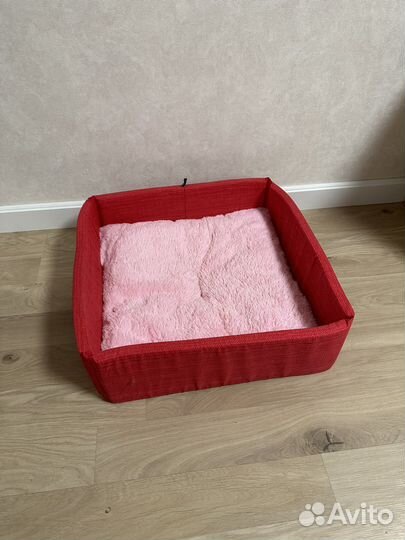 Лежанка для собак и кошек