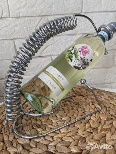 Подставка для винных бутылок