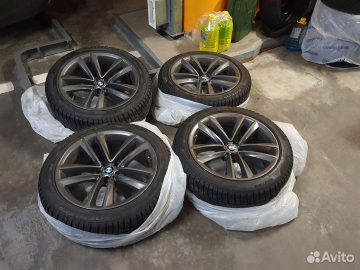 Диски BMW 647M стиль с резиной Pirelli Sottozero3