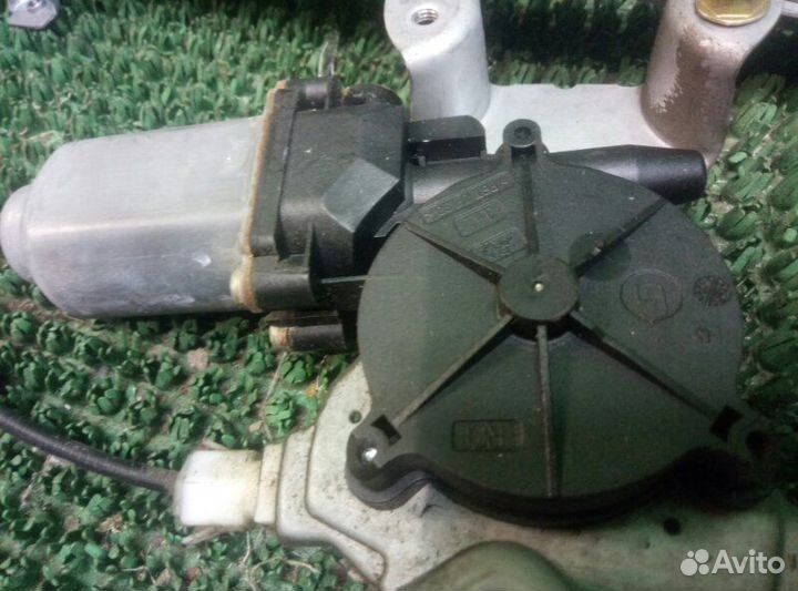 Стеклоподъемник передний левый Nissan Almera N16