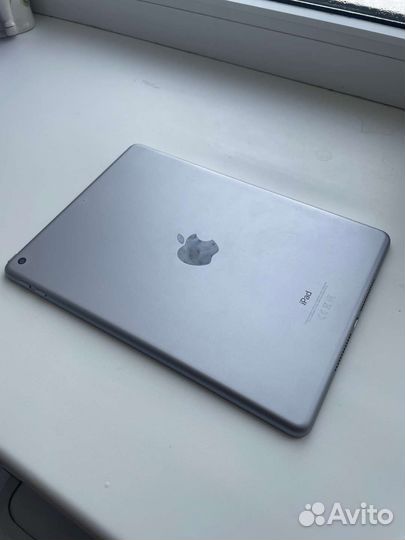 iPad 2018 32gb