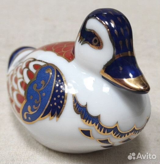 Фарфоровая статуэтка 