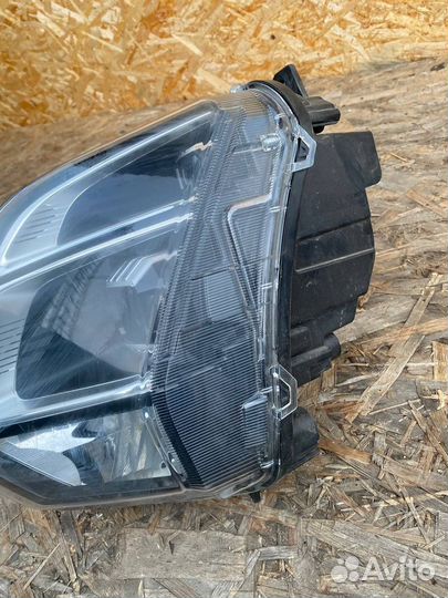 Фара левая Omoda C5