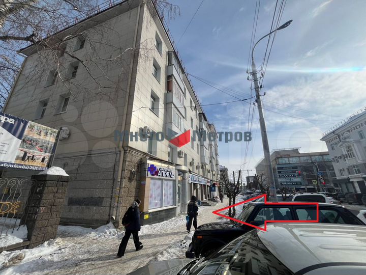 Торговая площадь, Октября пр-кт., 11