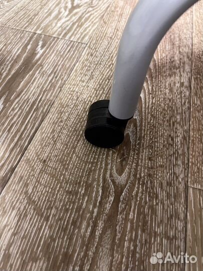 Вешалка напольная на колесиках