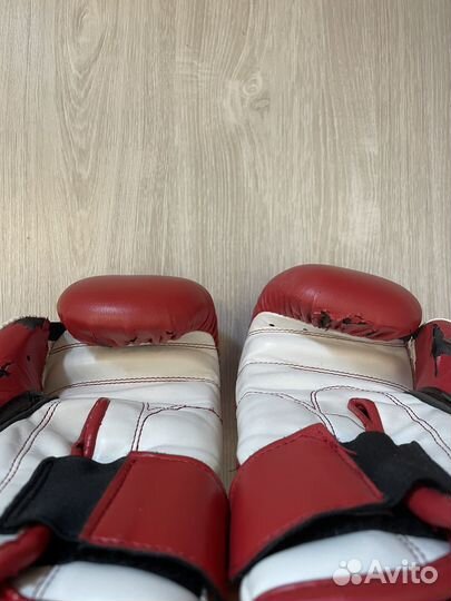 Боксерские перчатки Adidas