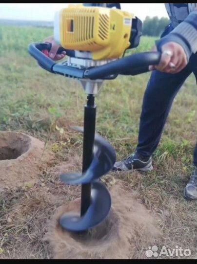 Бурение ям под столбы