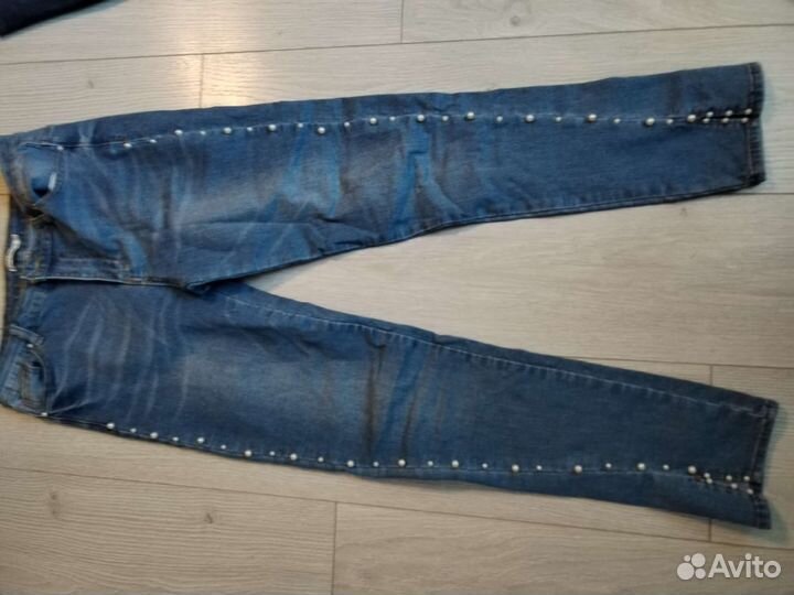 Большой пакет одежды и сумки