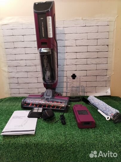 Вертикальный моющий пылесос Thomson VH20BW02