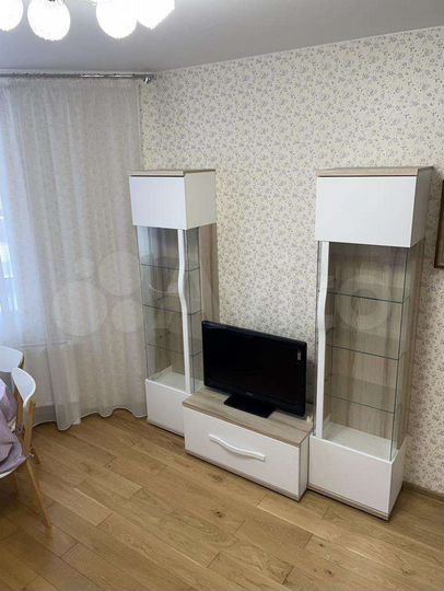 1-к. квартира, 42 м², 4/12 эт.