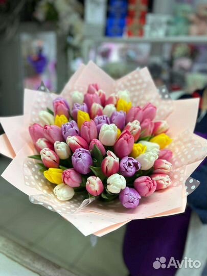 Тюльпаны к 8 марта