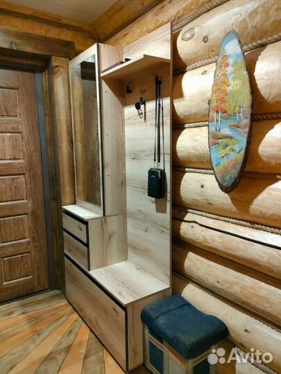 Прихожая с пеналом