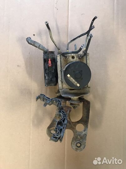 Блок ABS Skoda Octavia A5 1Z