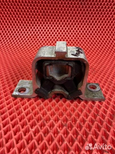 Опора двигателя правая LADA X-Ray 21129 2017