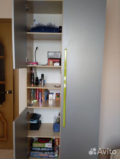 Набор мебели детской стол и шкаф