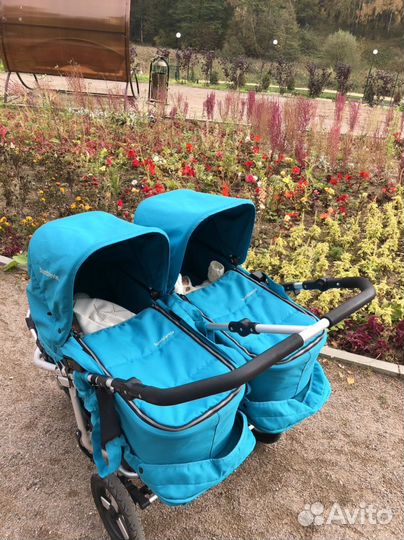 Коляска для двойни bumbleride