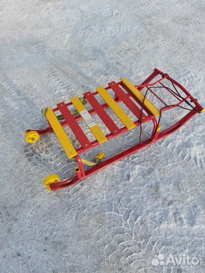 Детские санки с колесами