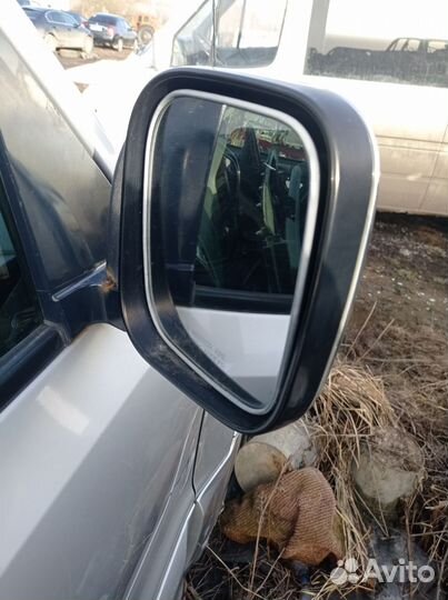 Зеркала боковые митсубиси паджеро 3