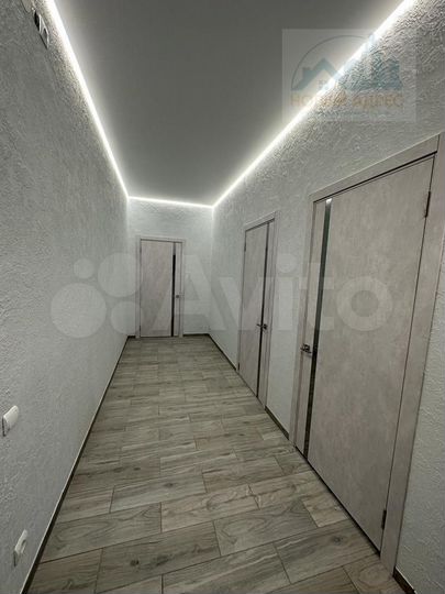 2-к. квартира, 62 м², 1/3 эт.