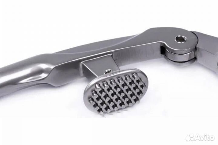 Чеснокодавка металлическая