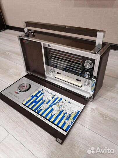 Радиоприемник ross solid state RE 8000