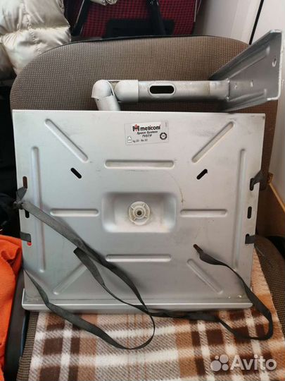 Полка-кронштейн