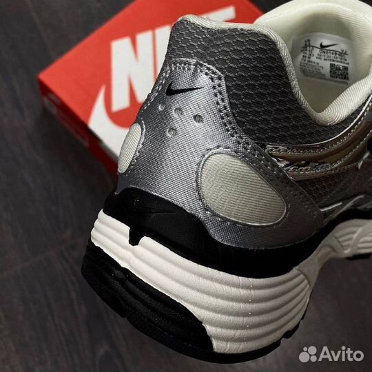 Кроссовки Р-6000