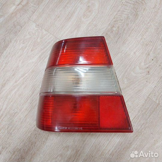 Фонарь задний левый Volvo 960 1990-1998