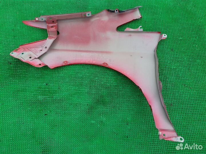 Крыло прав. перед. Toyota Prius