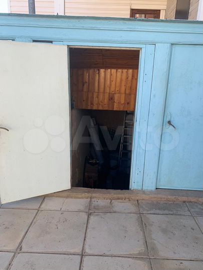 Дом 386 м² на участке 11 сот.