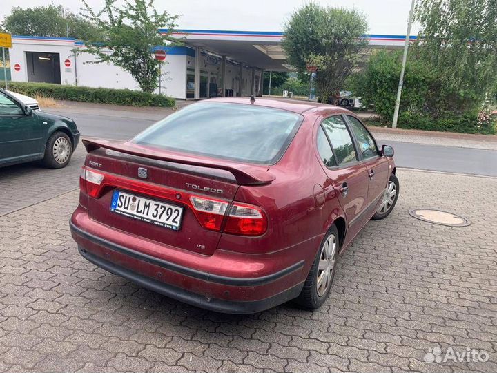 Фонарь салона (плафон) seat Toledo 2 2000