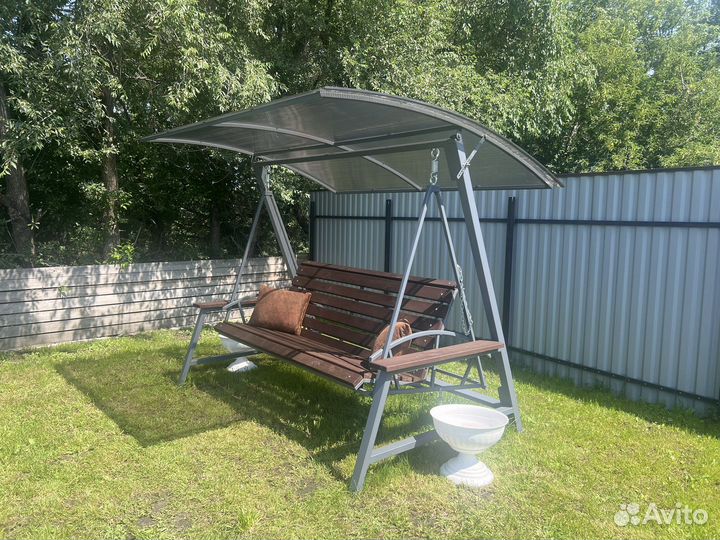 Садовая качеля