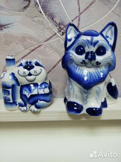 Чайники и подсвечники