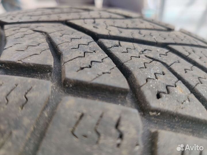 Gislaved Nord Frost 200 195/65 R15