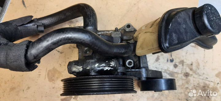 Насос гур Сааб 7593049